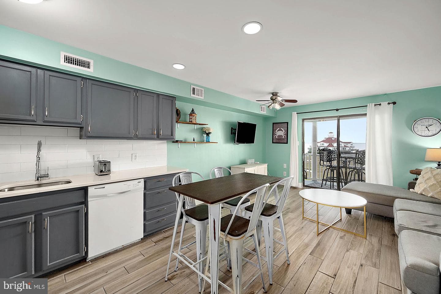 104 56th Street #302 photo 4