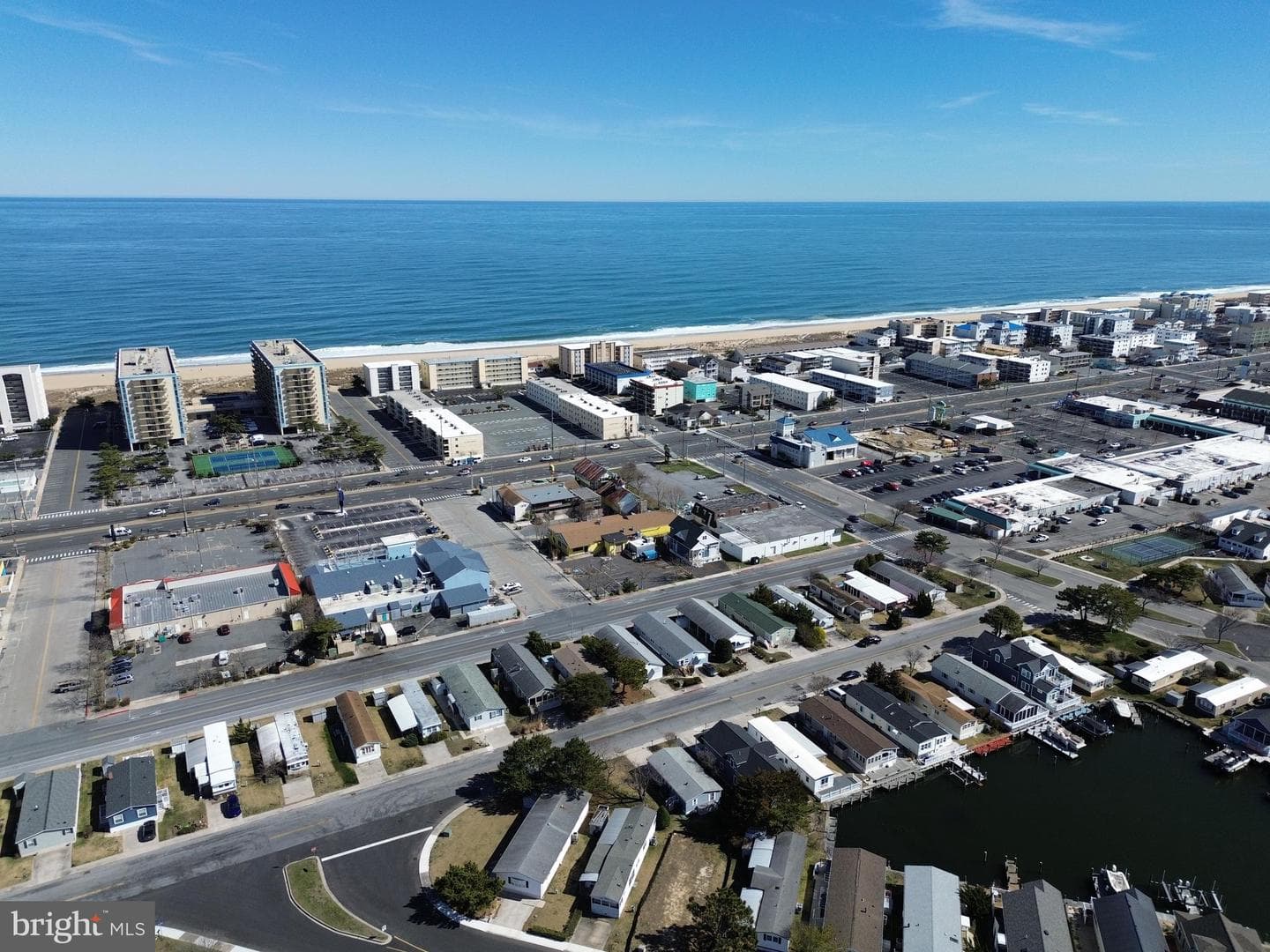13104 Atlantic Boulevard photo 3