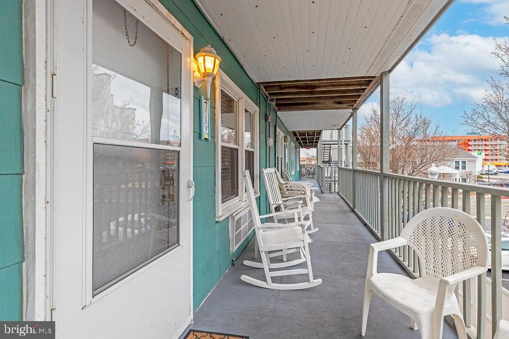 105 17th Street #7a photo 6