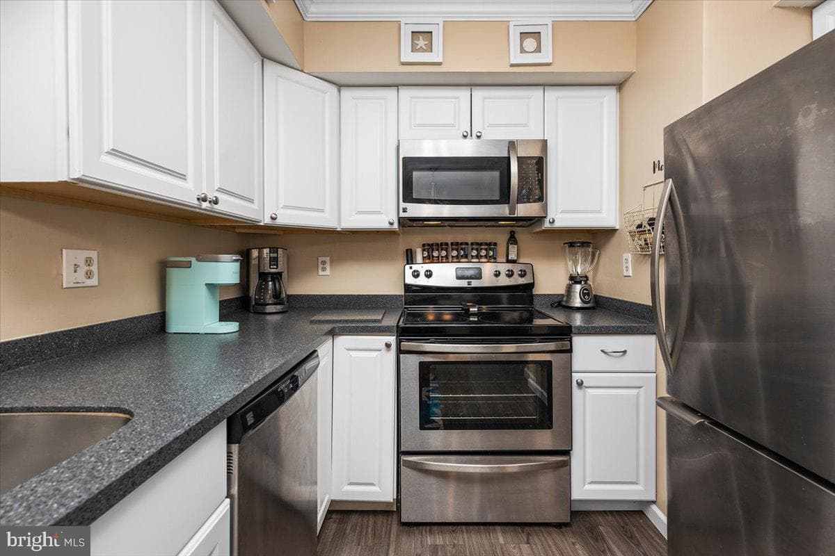 1206 Saint Louis Avenue #2 photo 13