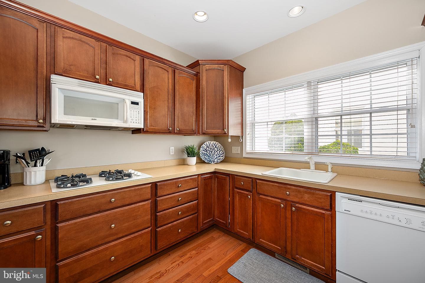 304 S Heron Gull Court photo 21
