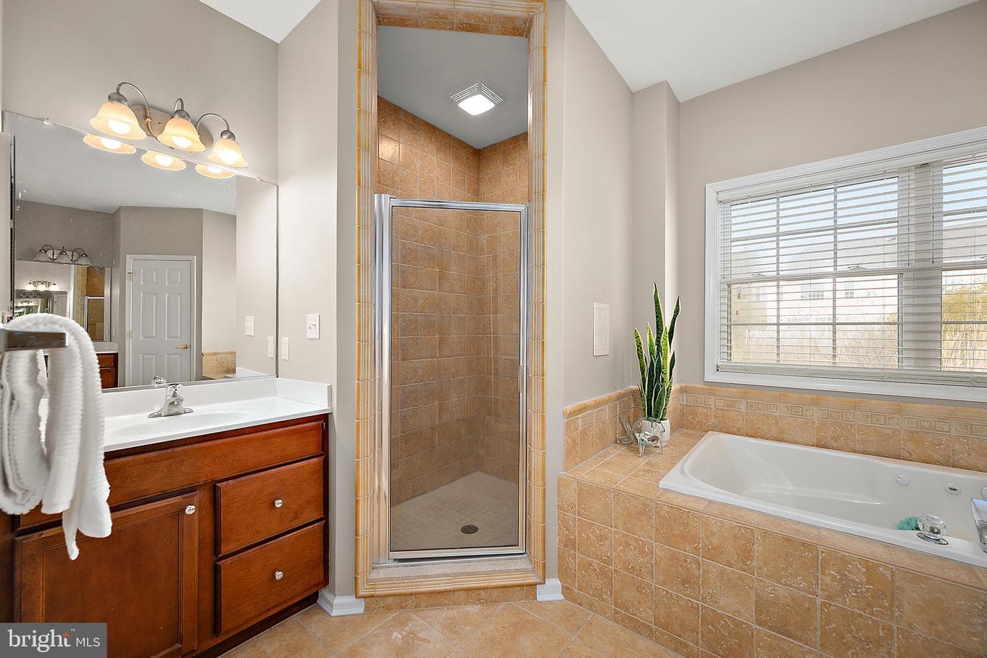 304 S Heron Gull Court photo 30