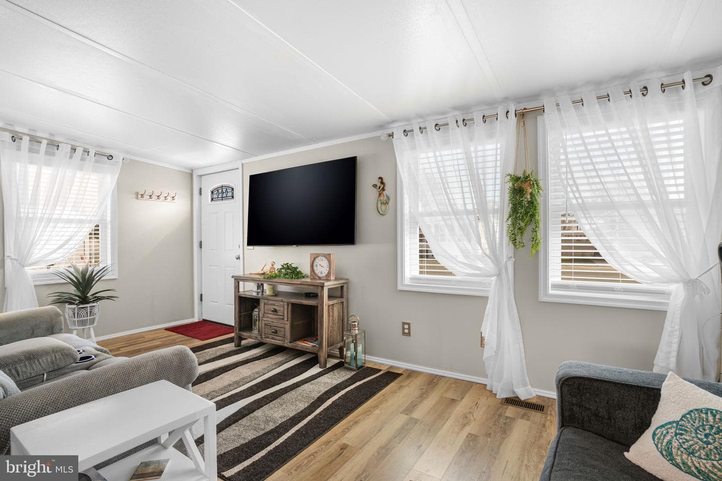 412 Snowbird Court photo 7