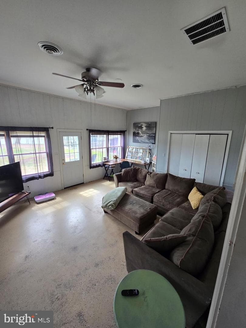 11328 Gum Point Road photo 9