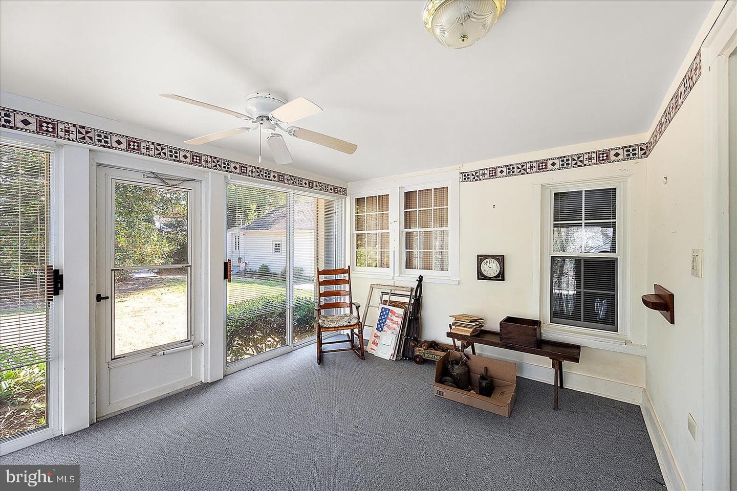 106 N Morris Street photo 10