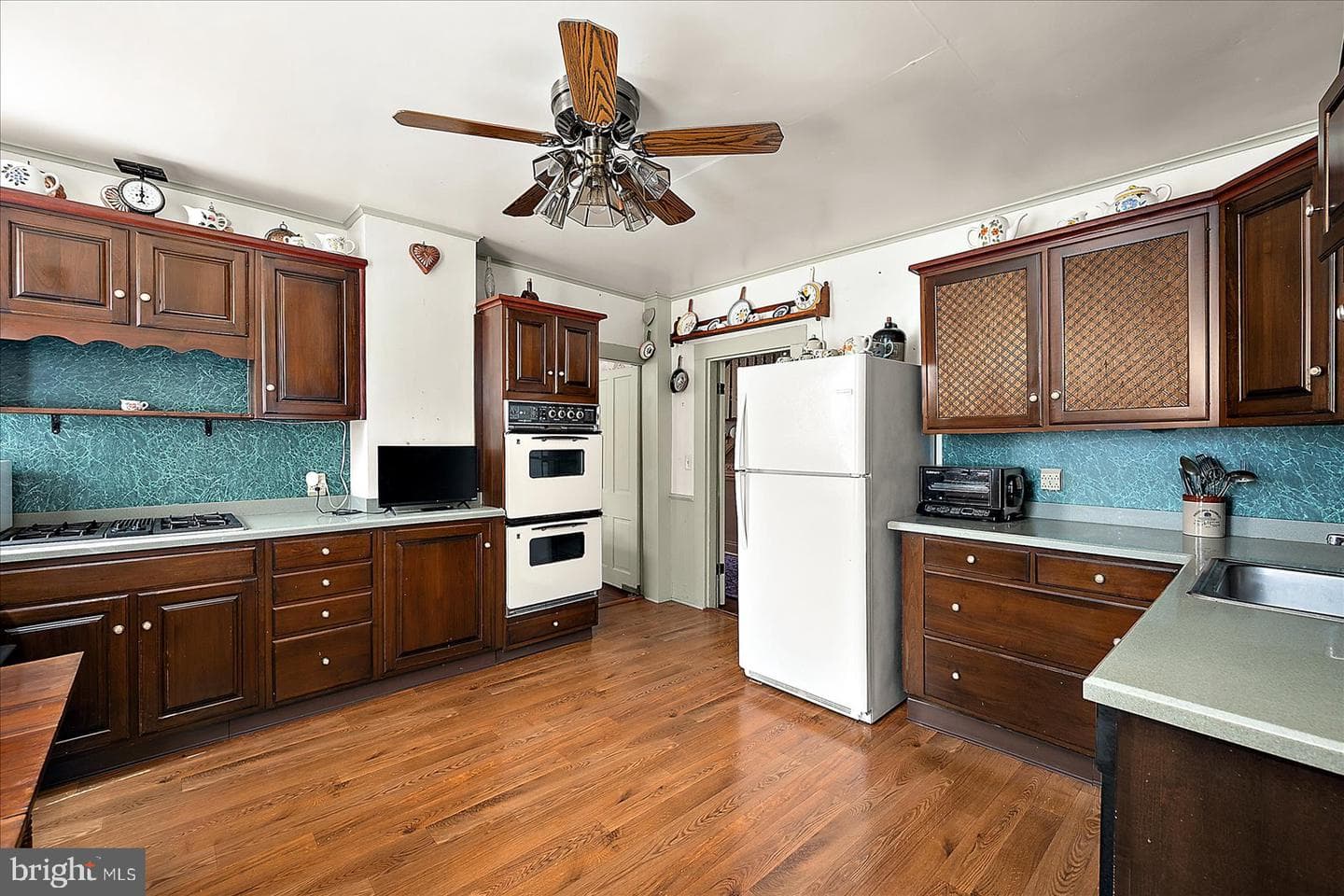 106 N Morris Street photo 21