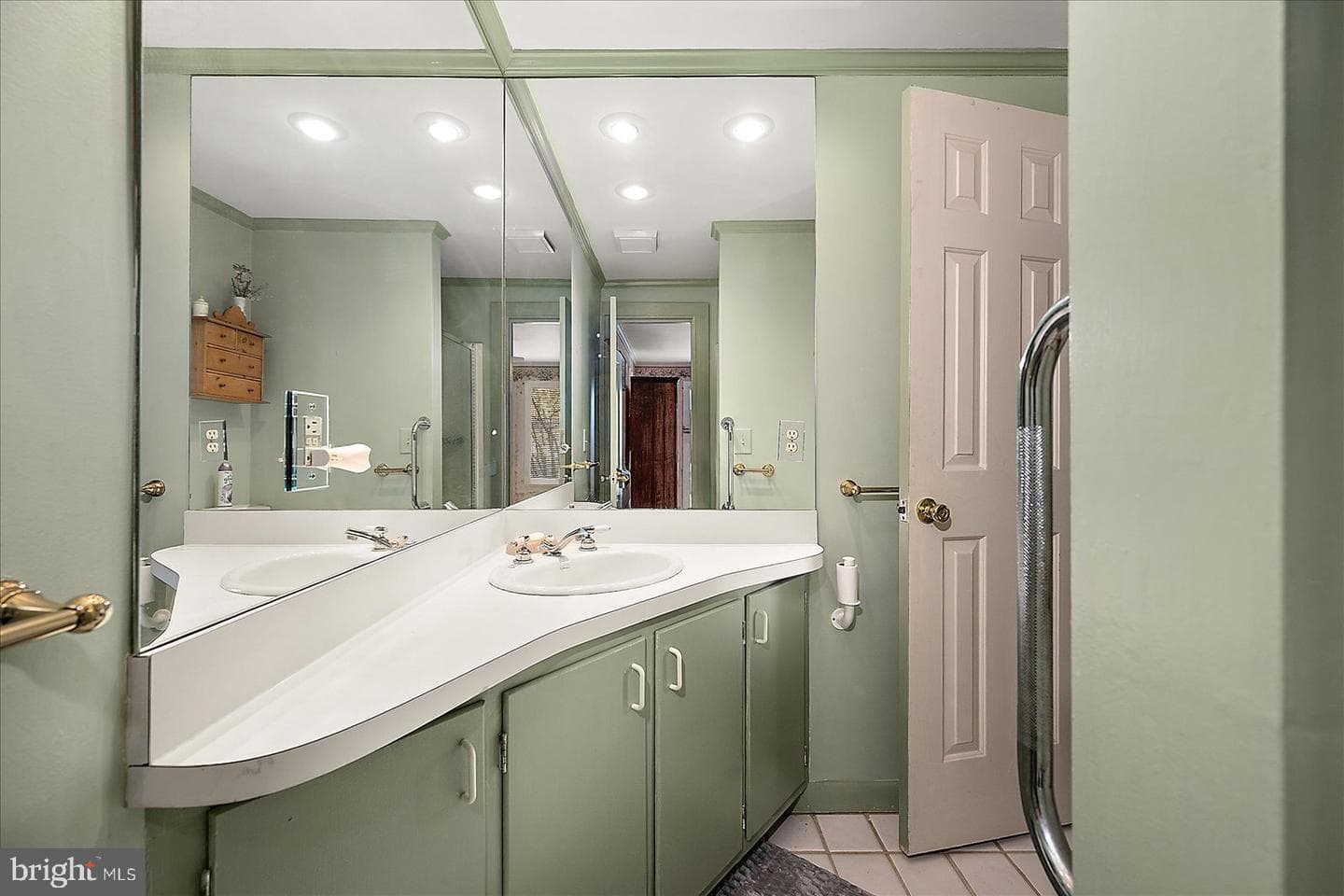106 N Morris Street photo 25
