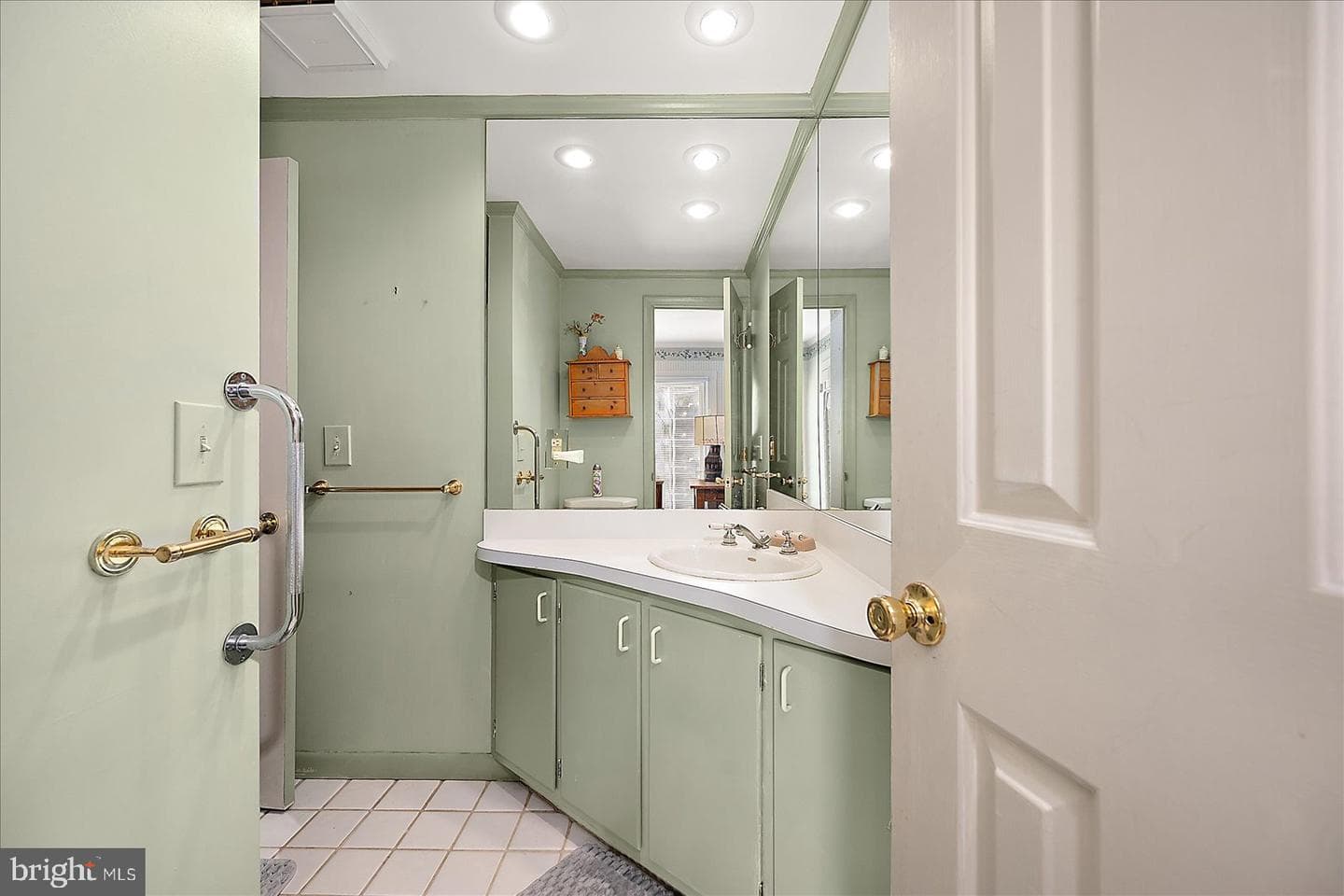 106 N Morris Street photo 26