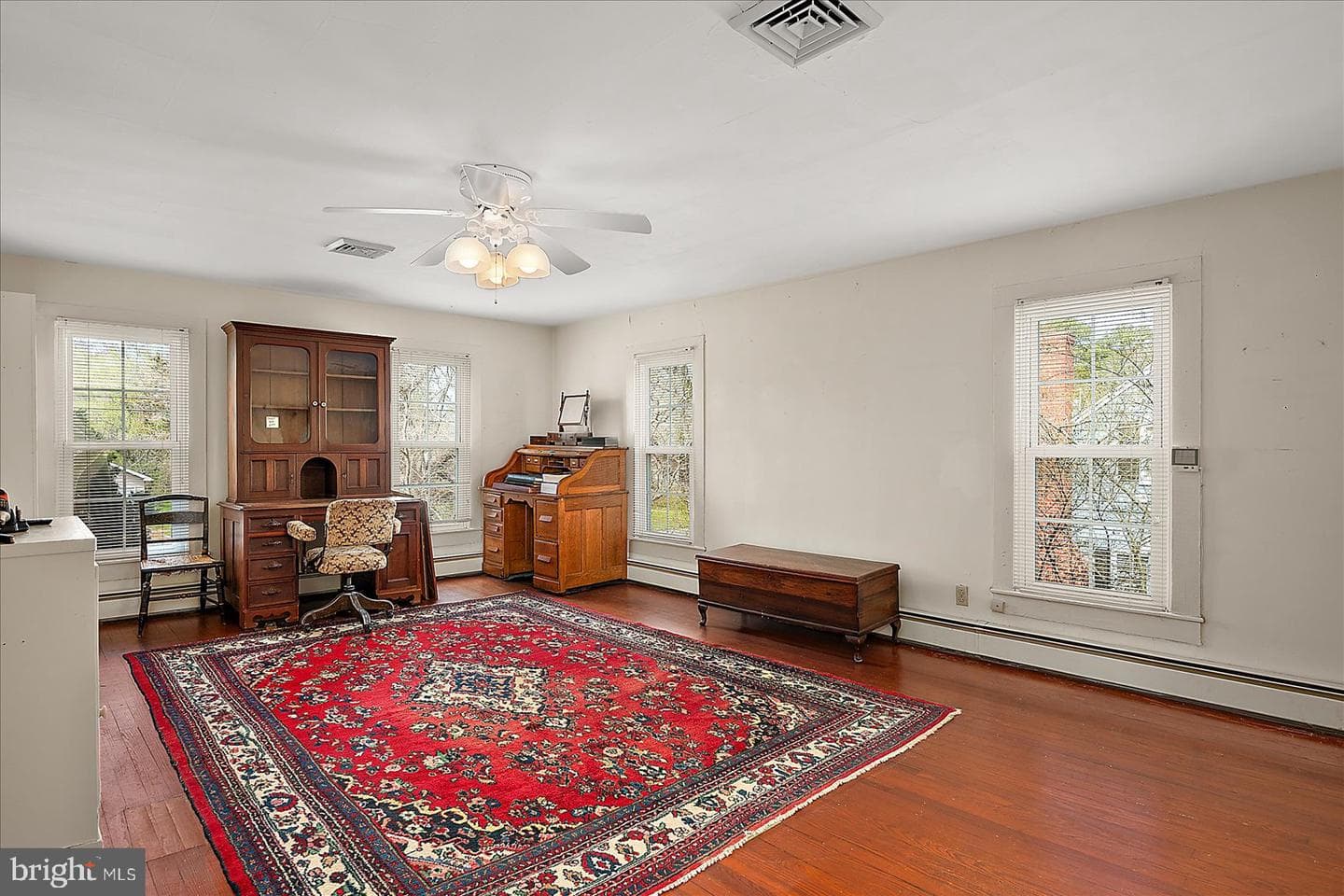 106 N Morris Street photo 47