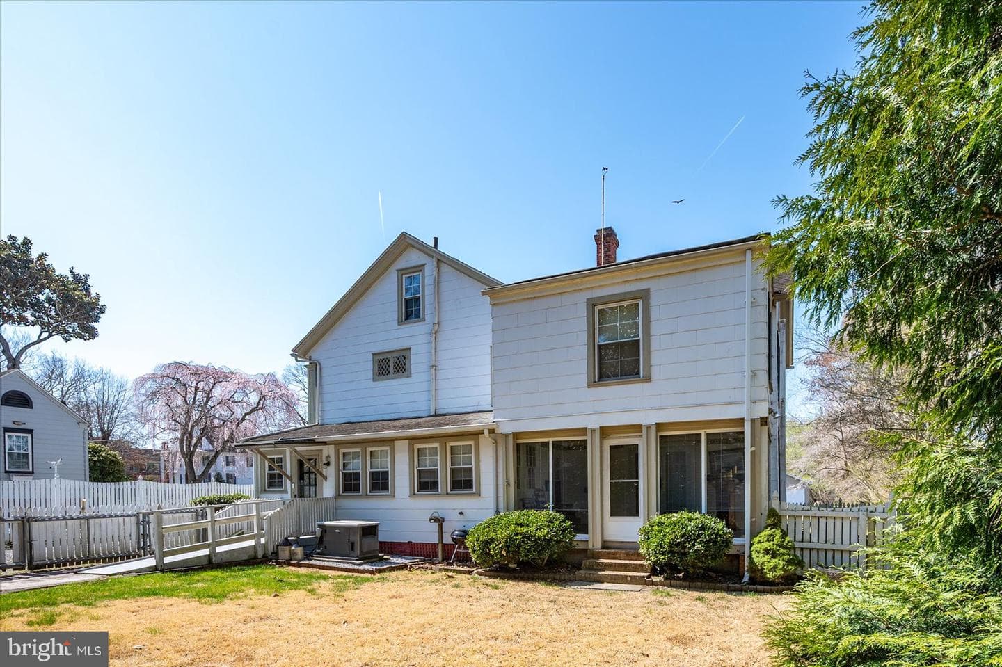 106 N Morris Street photo 60