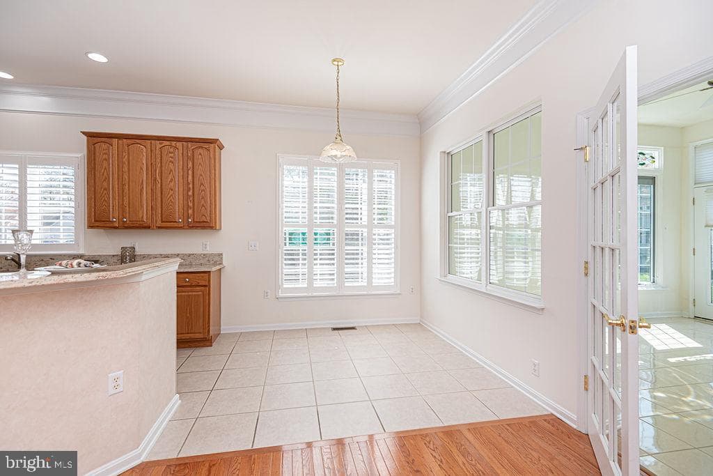 21 Cape May Place photo 11
