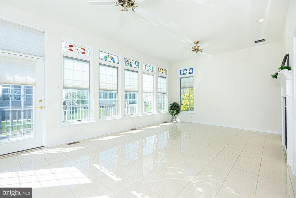 21 Cape May Place photo 13