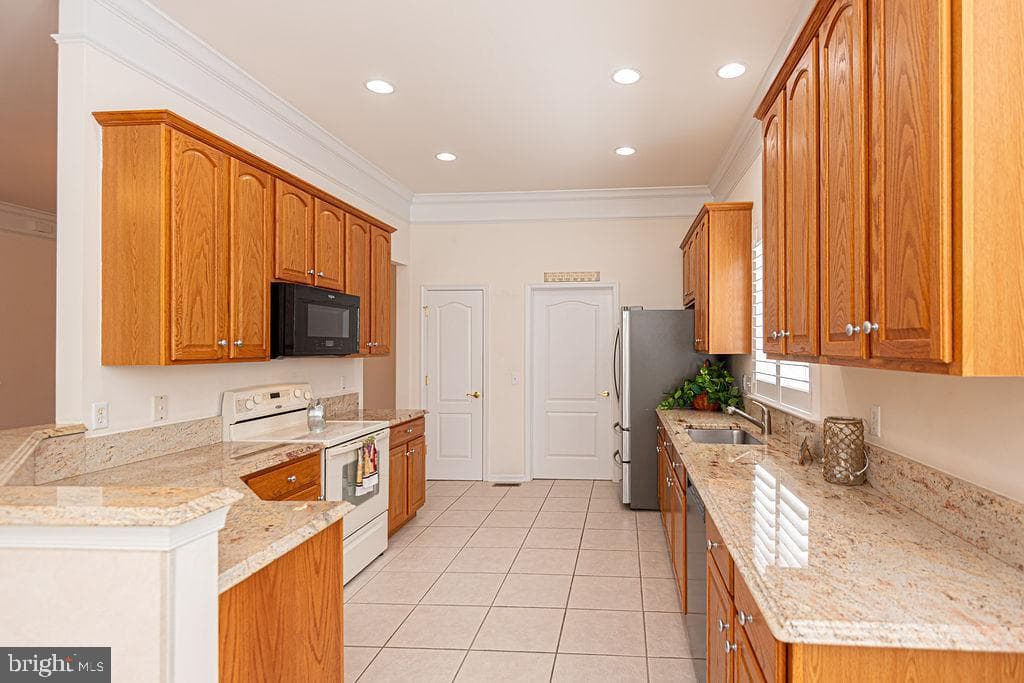 21 Cape May Place photo 22