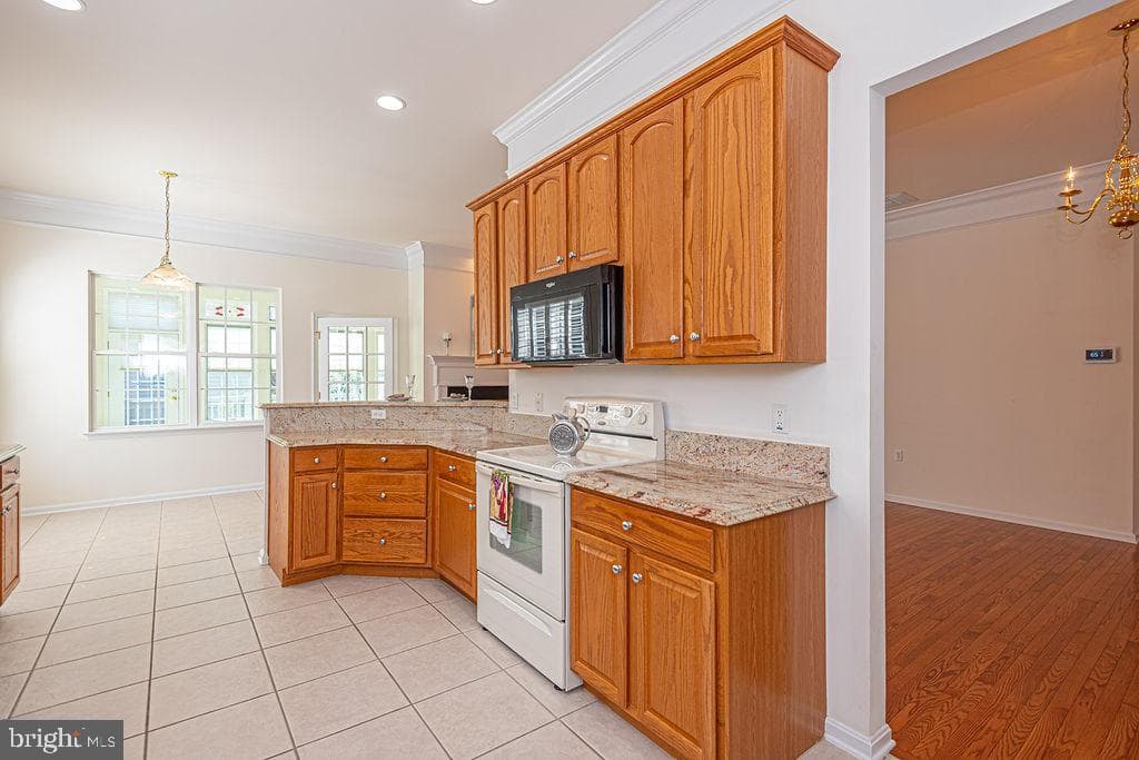 21 Cape May Place photo 27