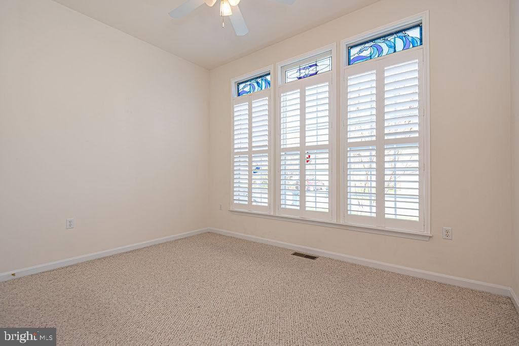 21 Cape May Place photo 40