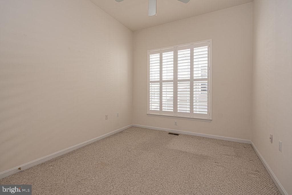 21 Cape May Place photo 46