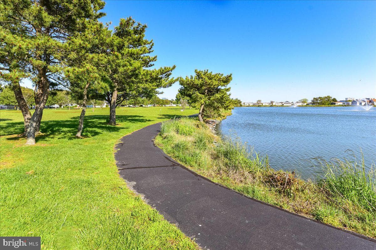 13304 Nantucket Road photo 46