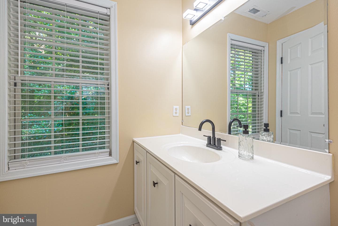 12529 Deer Point Circle photo 43