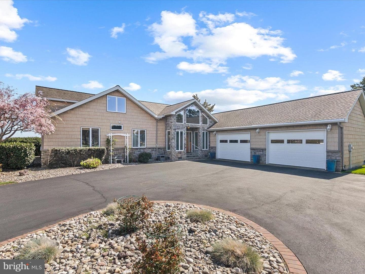 13218 Rollie Road E photo 9