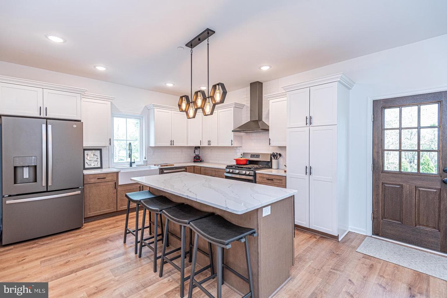 349 Walnut Hill Drive photo 19