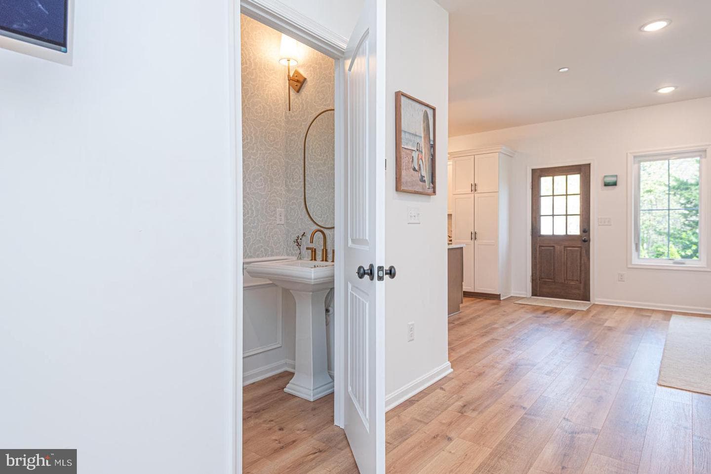 349 Walnut Hill Drive photo 32