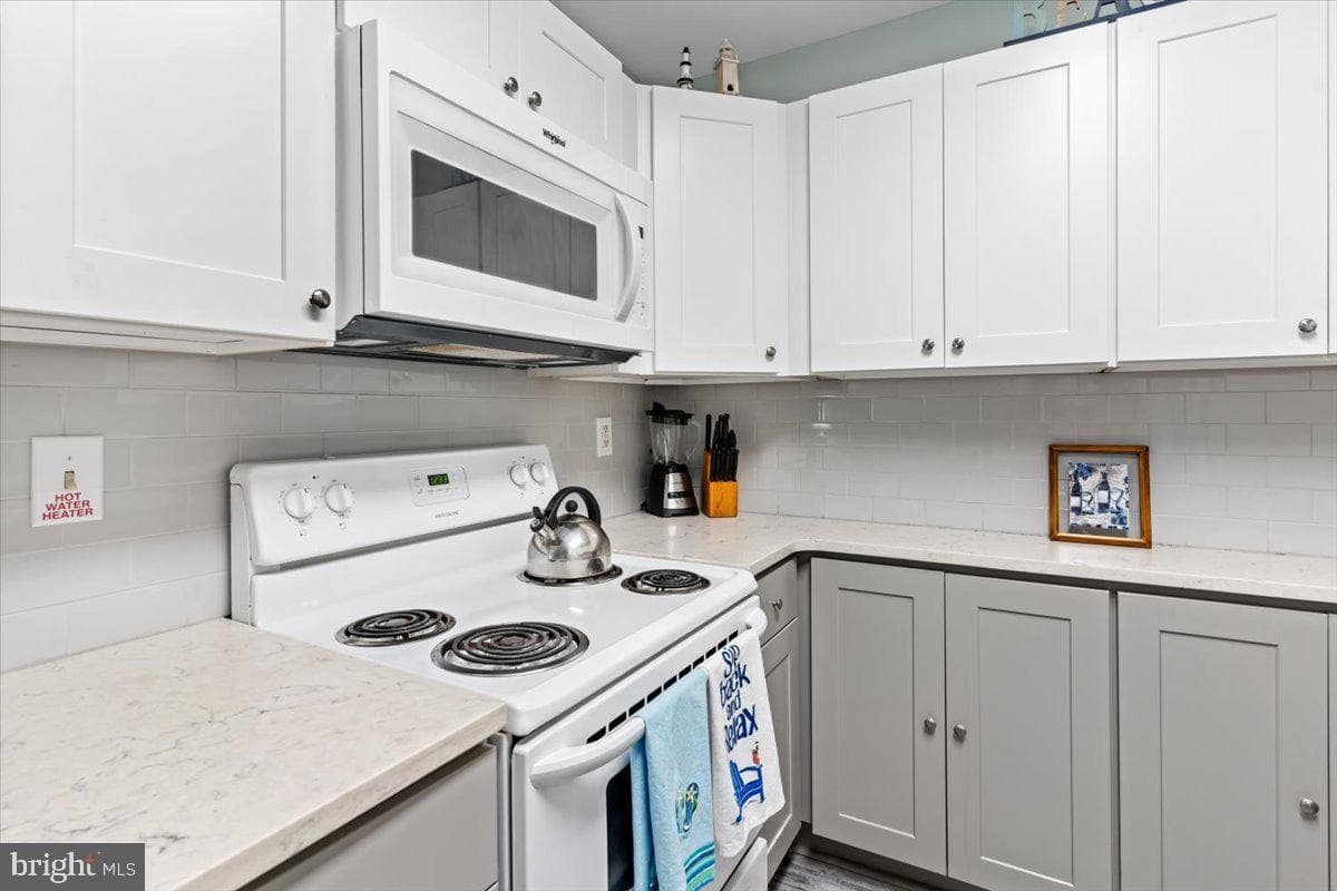 14409 Lighthouse Avenue #6 photo 10