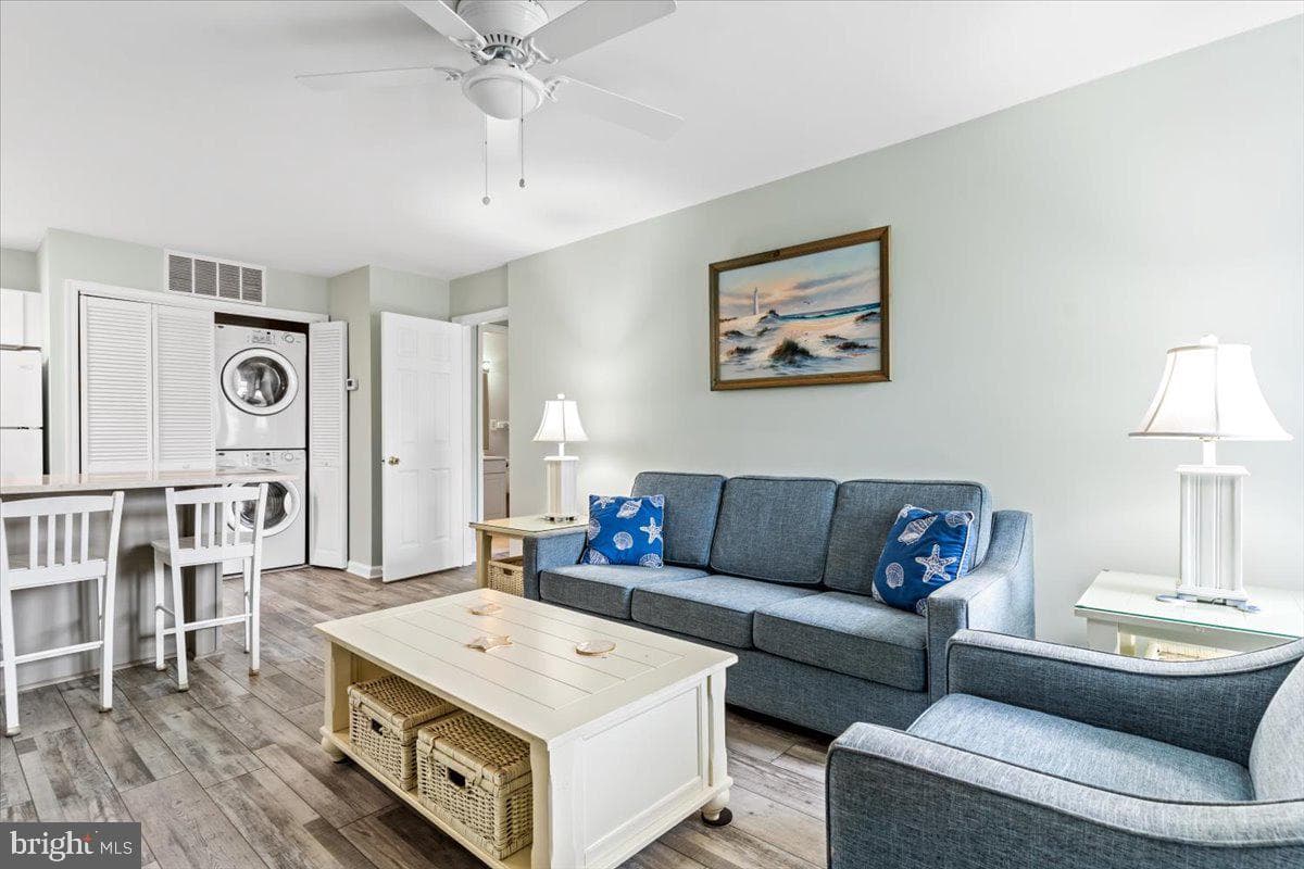 14409 Lighthouse Avenue #6 photo 3
