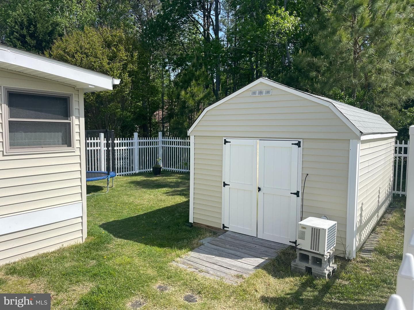 7 Bridgewater Road photo 8