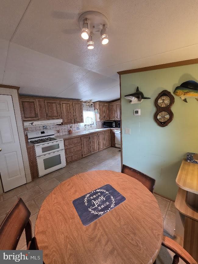 12024 Ocean Gateway #lot 20 photo 21
