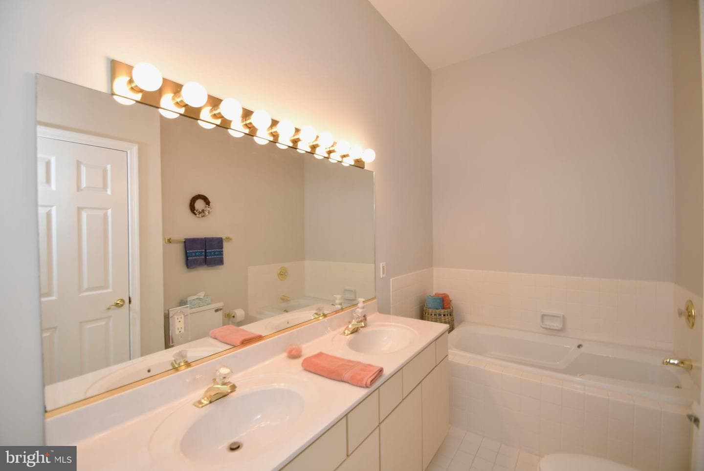 201 S Heron Drive #11e photo 24