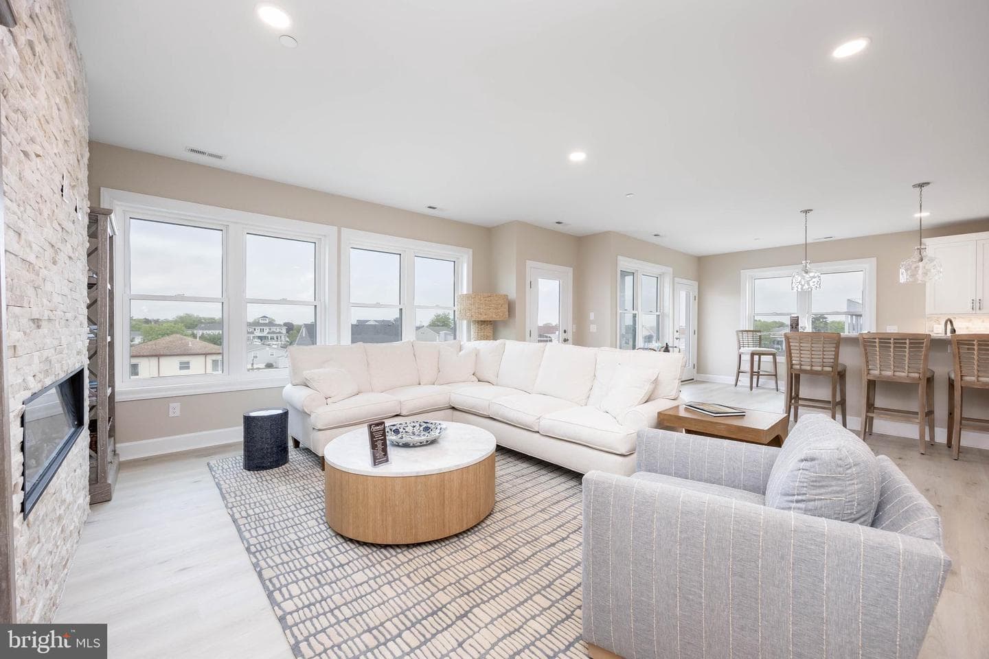 1505 Saint Louis Avenue #302 photo 11