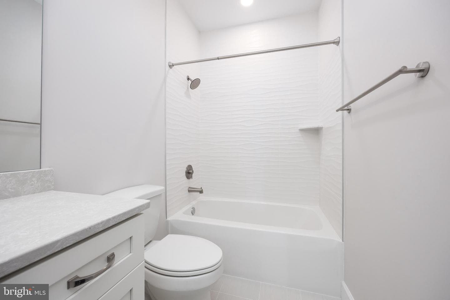 1505 Saint Louis Avenue #302 photo 33