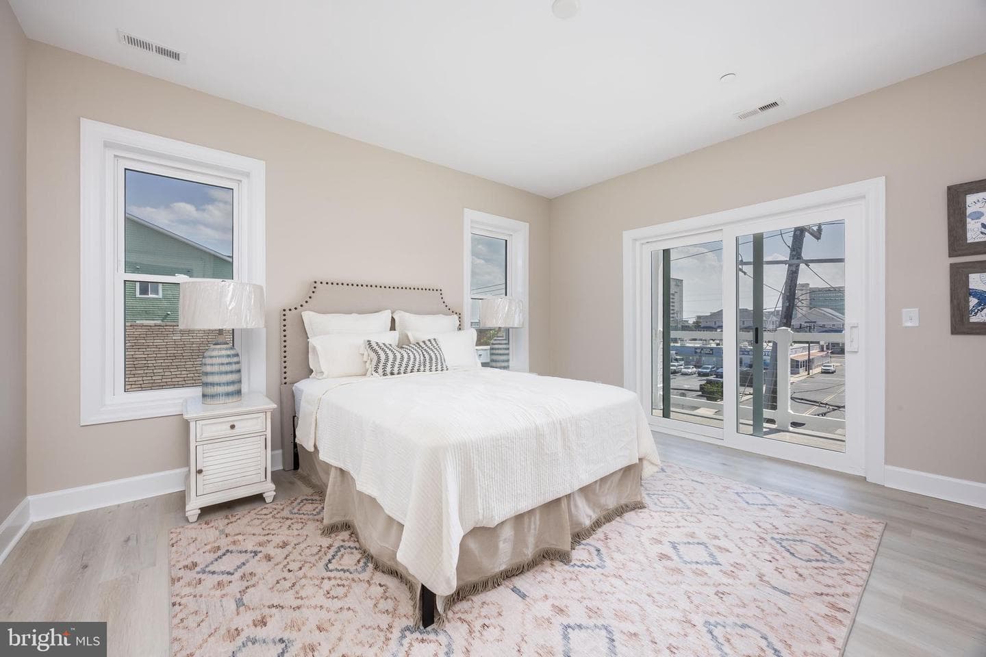 1505 Saint Louis Avenue #302 photo 36