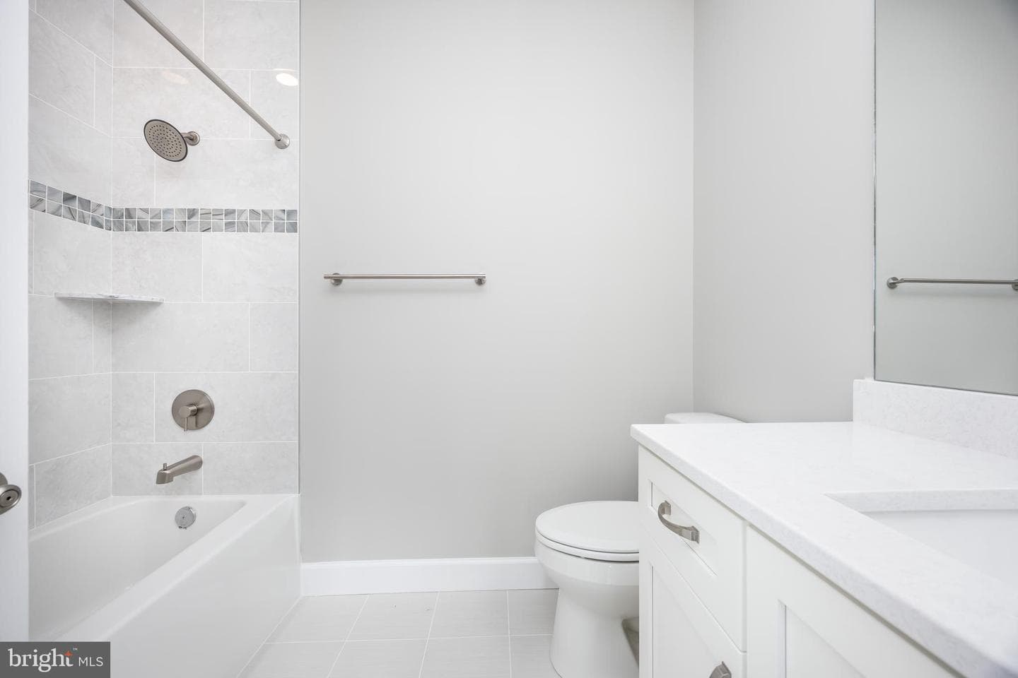 1505 Saint Louis Avenue #302 photo 41