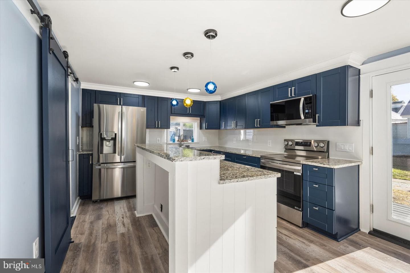 302 William Street photo 12