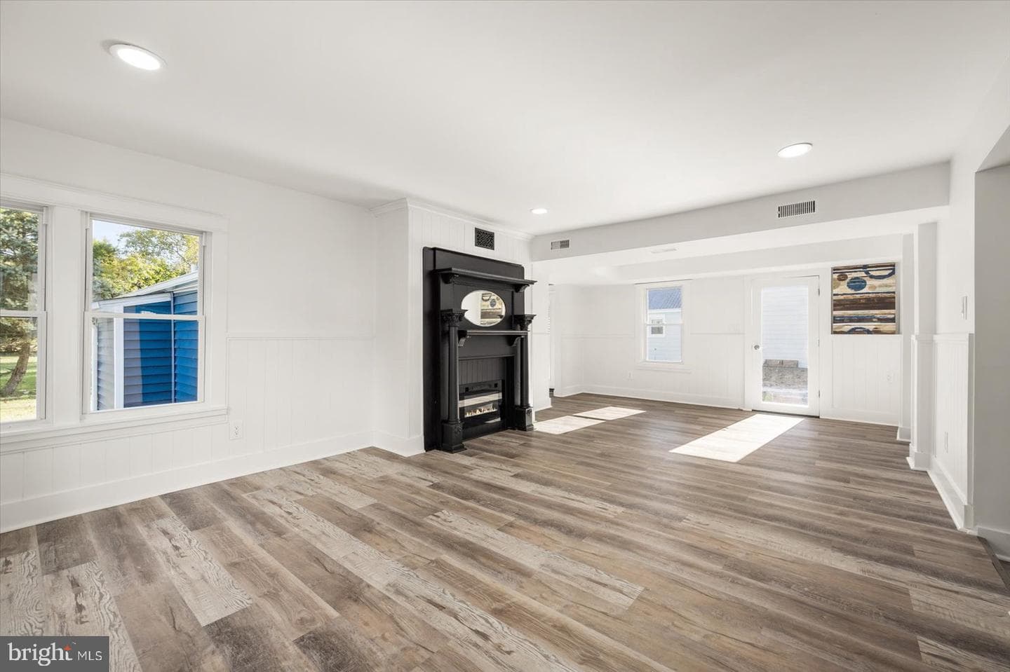 302 William Street photo 21