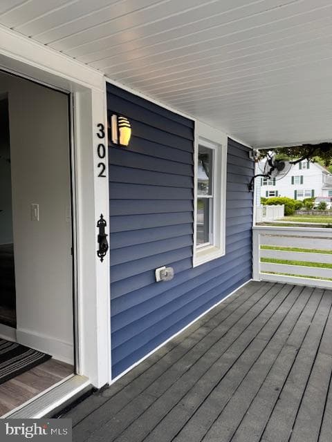 302 William Street photo 3