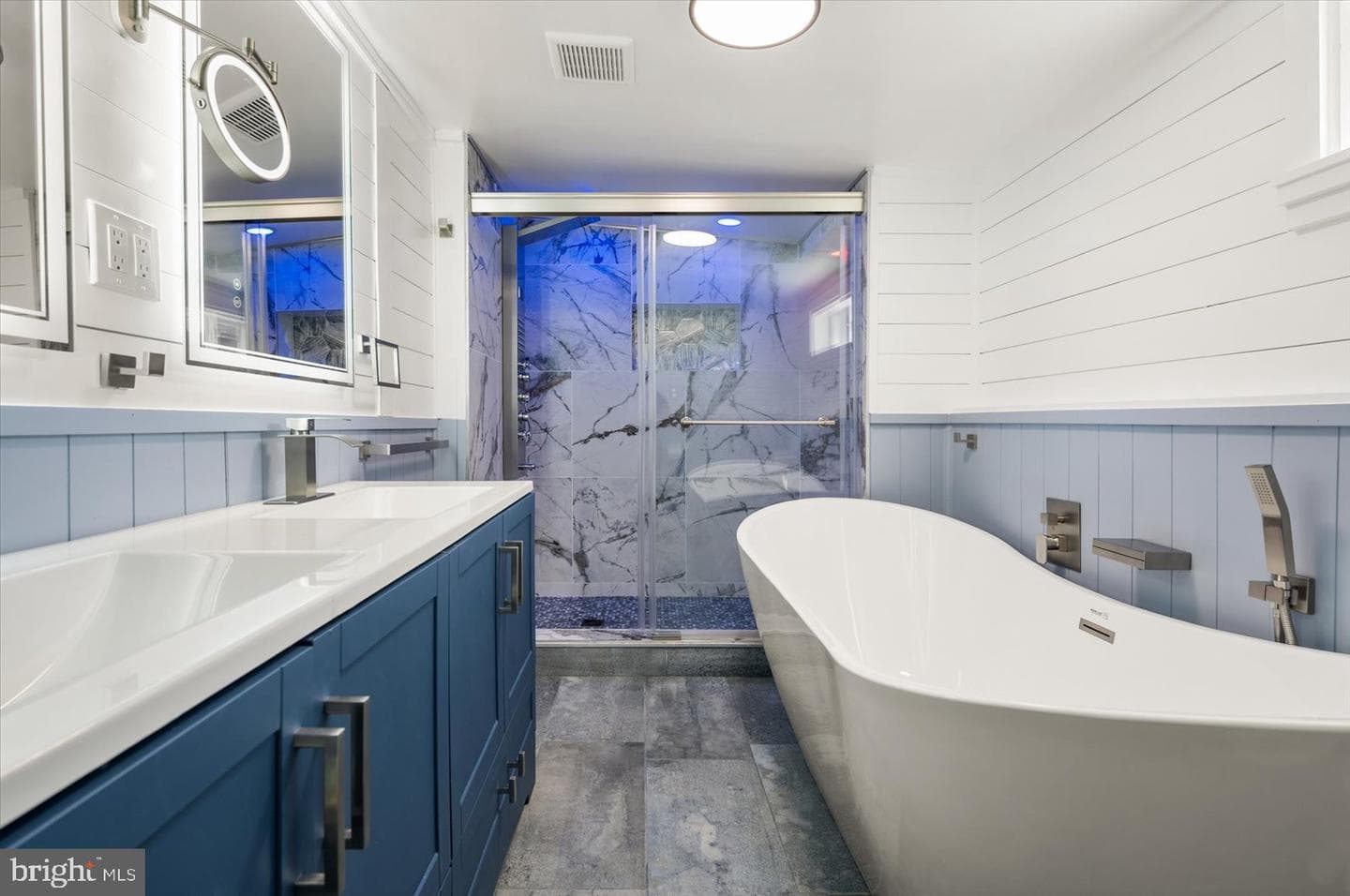 302 William Street photo 36
