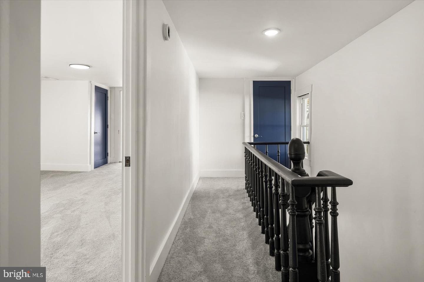 302 William Street photo 40