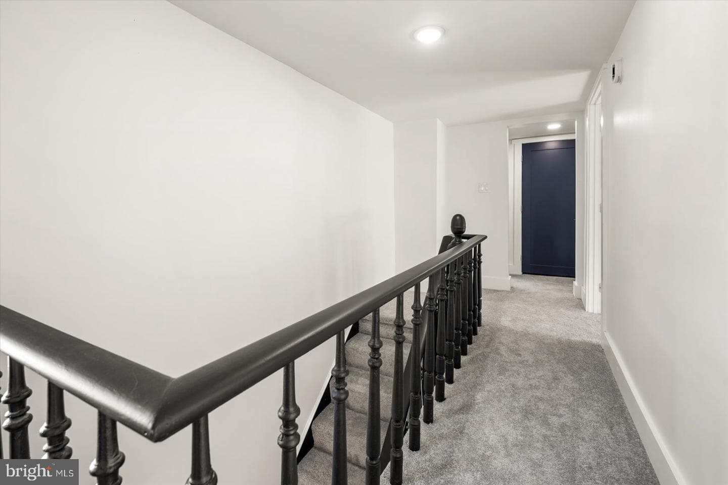 302 William Street photo 41