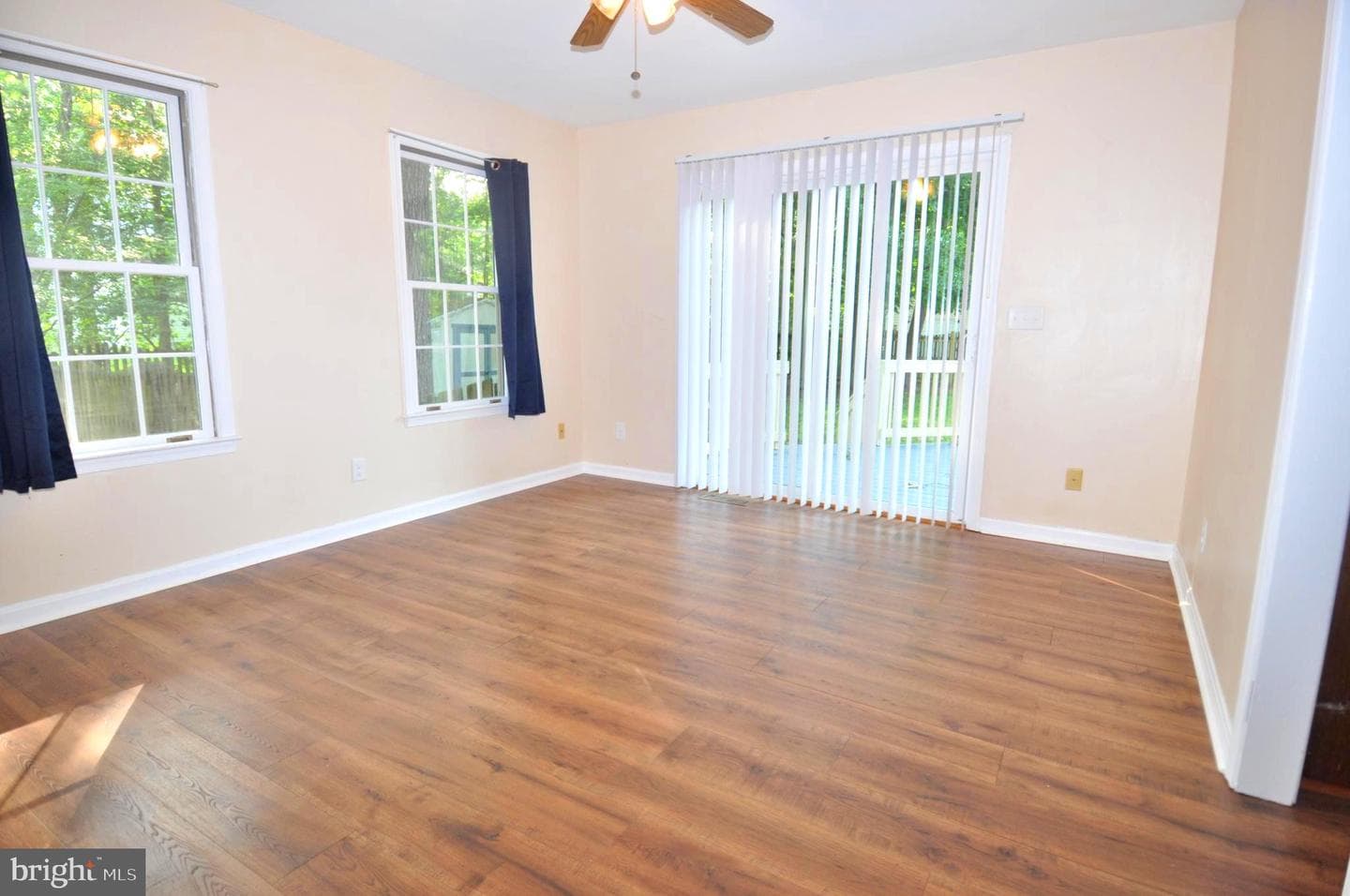 917 Acorn Circle photo 18