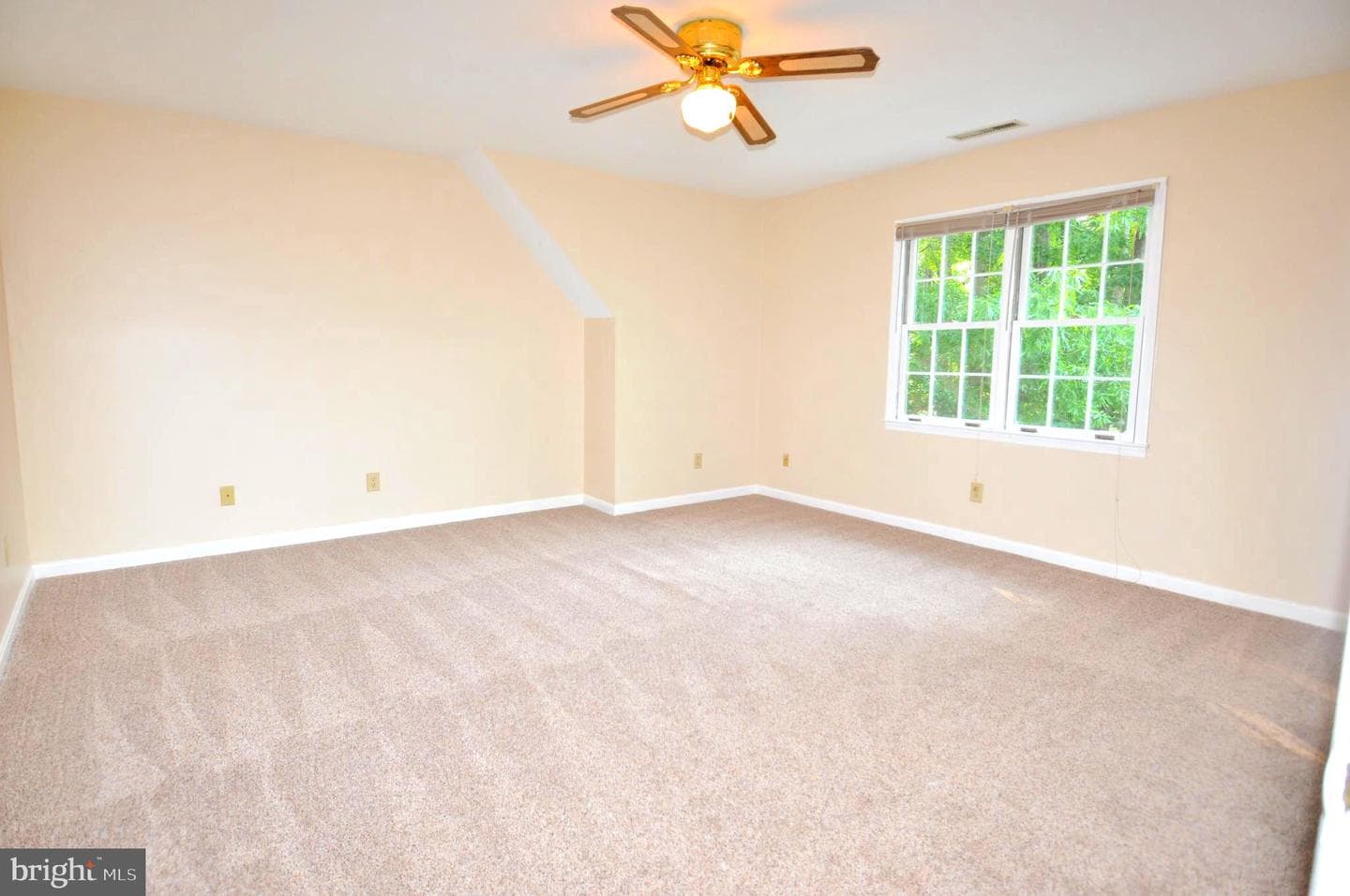 917 Acorn Circle photo 31