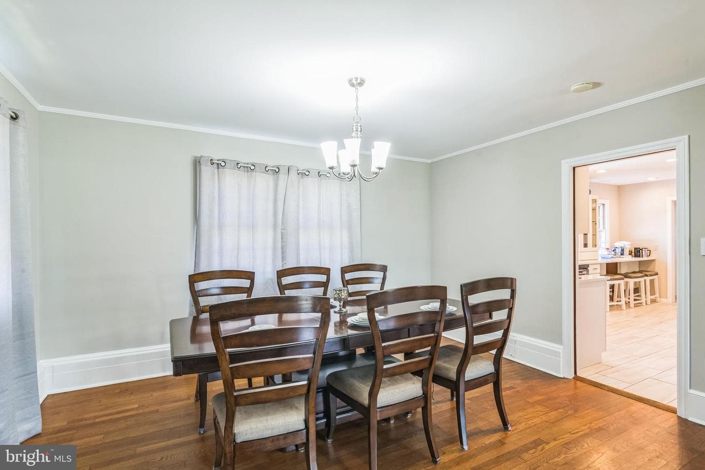 110 Ironshire Street photo 4