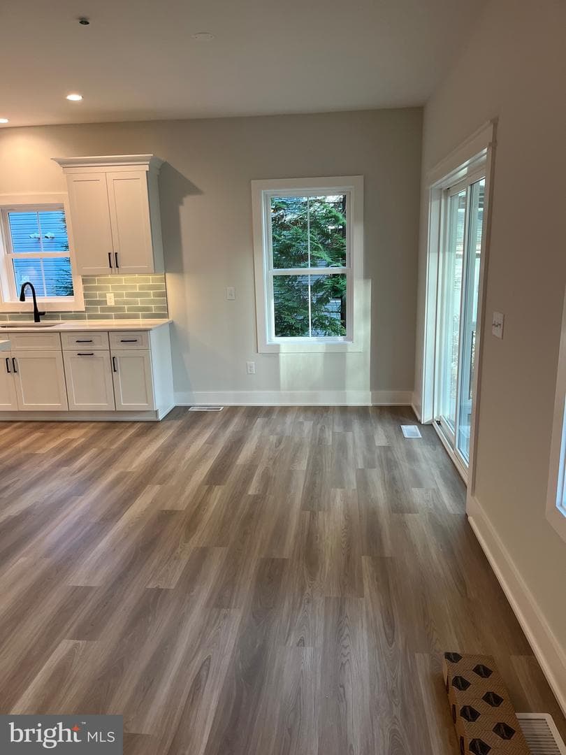 123 Windjammer Road photo 13