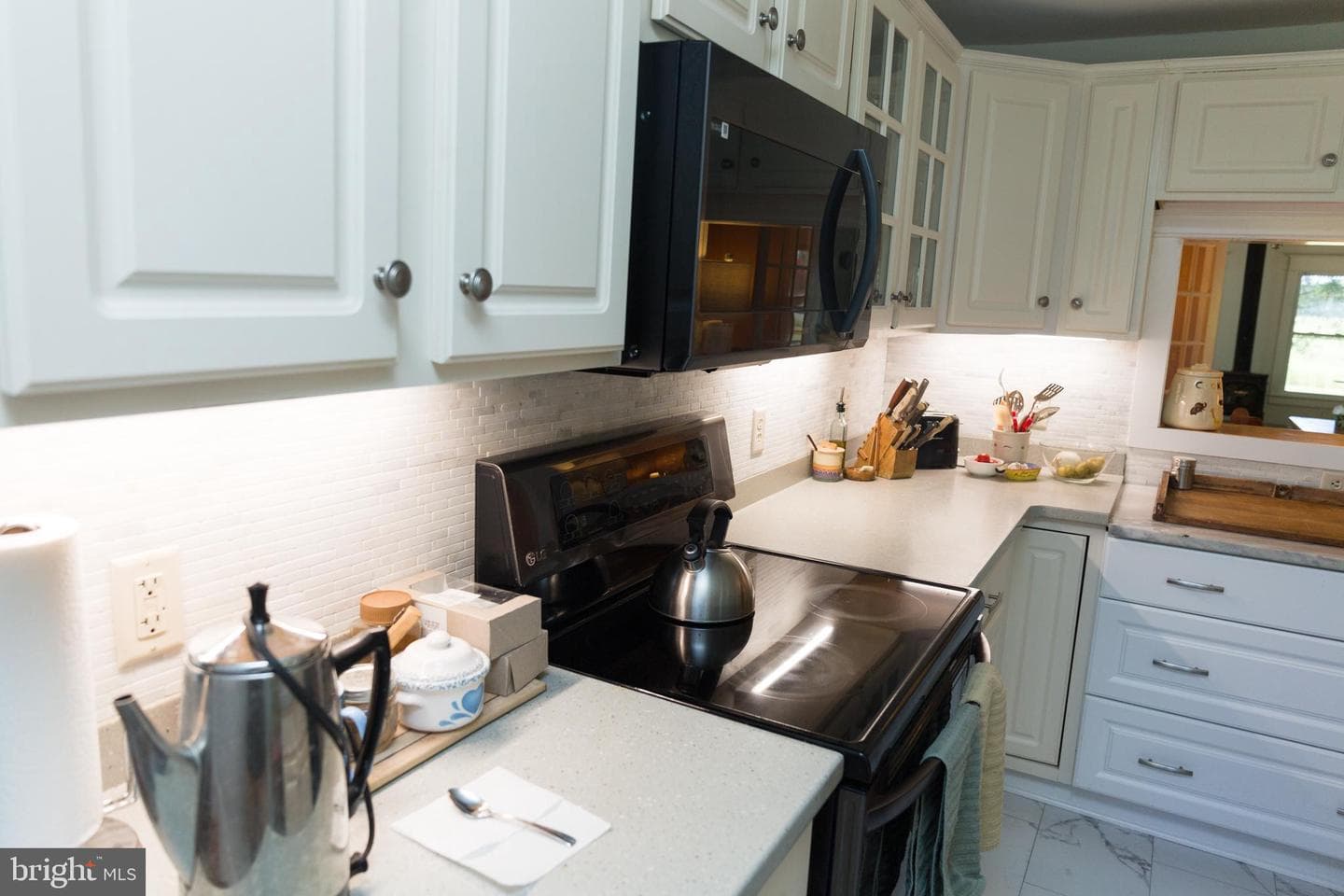 4023 Snow Hill Road photo 8