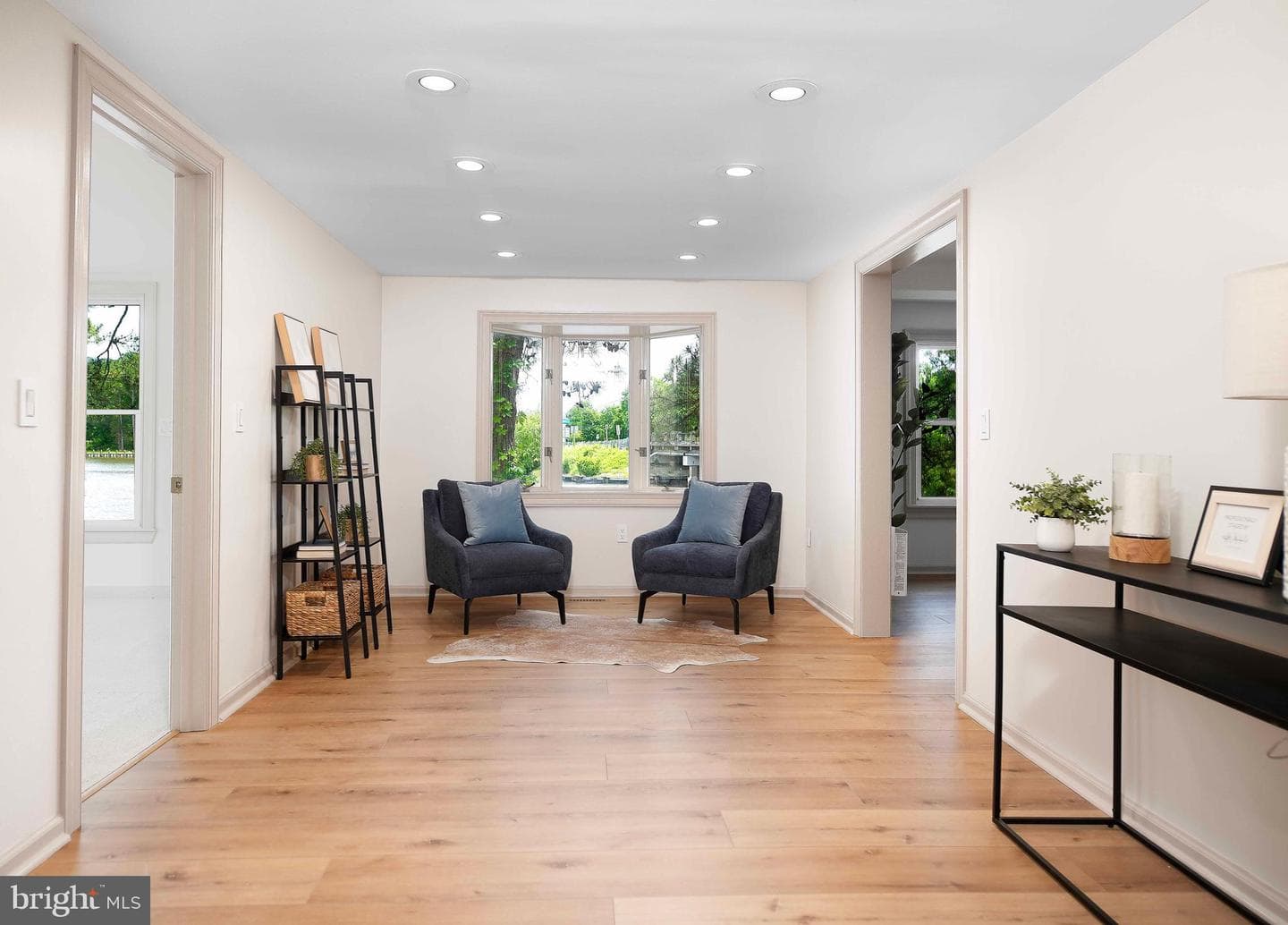 12217 Ocean Gateway photo 27