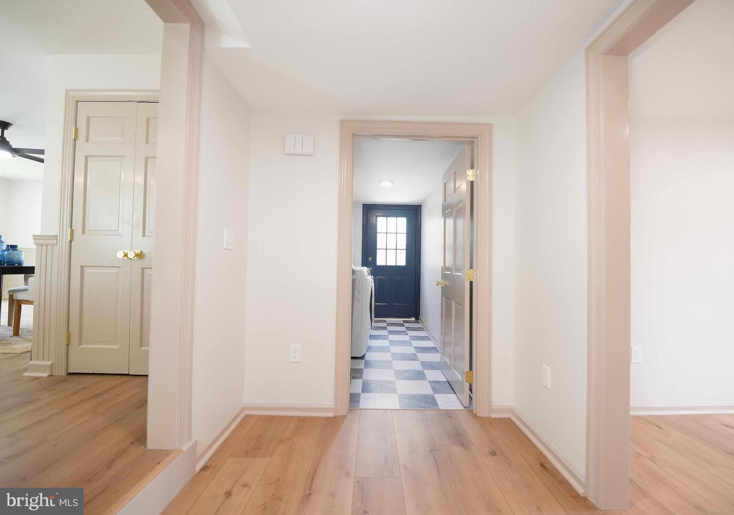 12217 Ocean Gateway photo 29