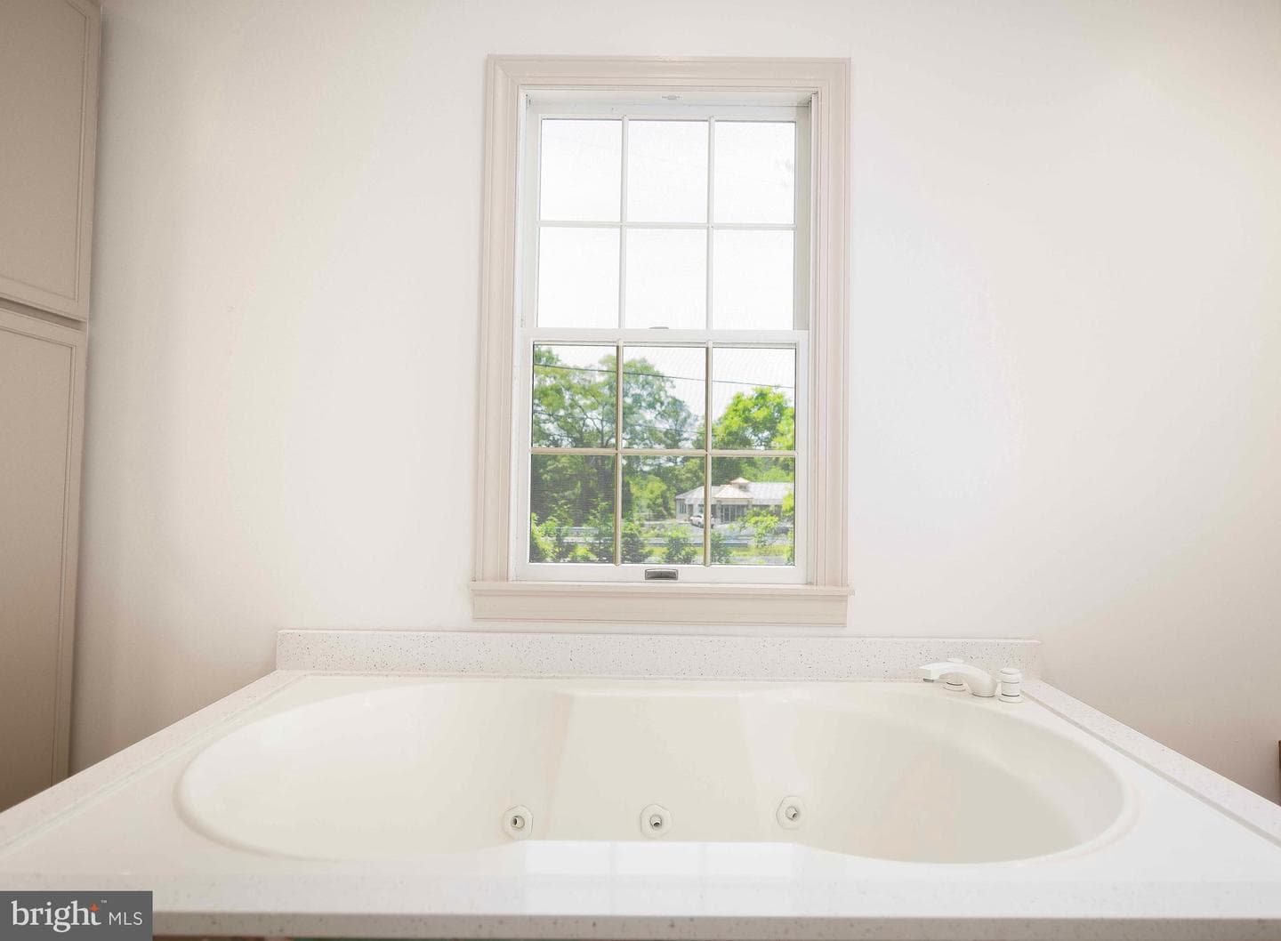 12217 Ocean Gateway photo 43