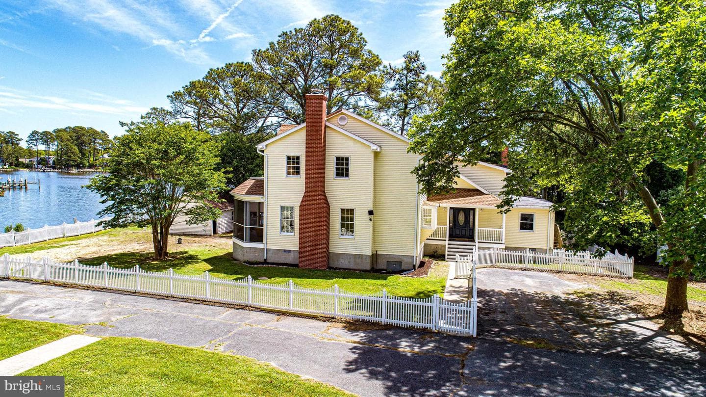 12217 Ocean Gateway photo 52