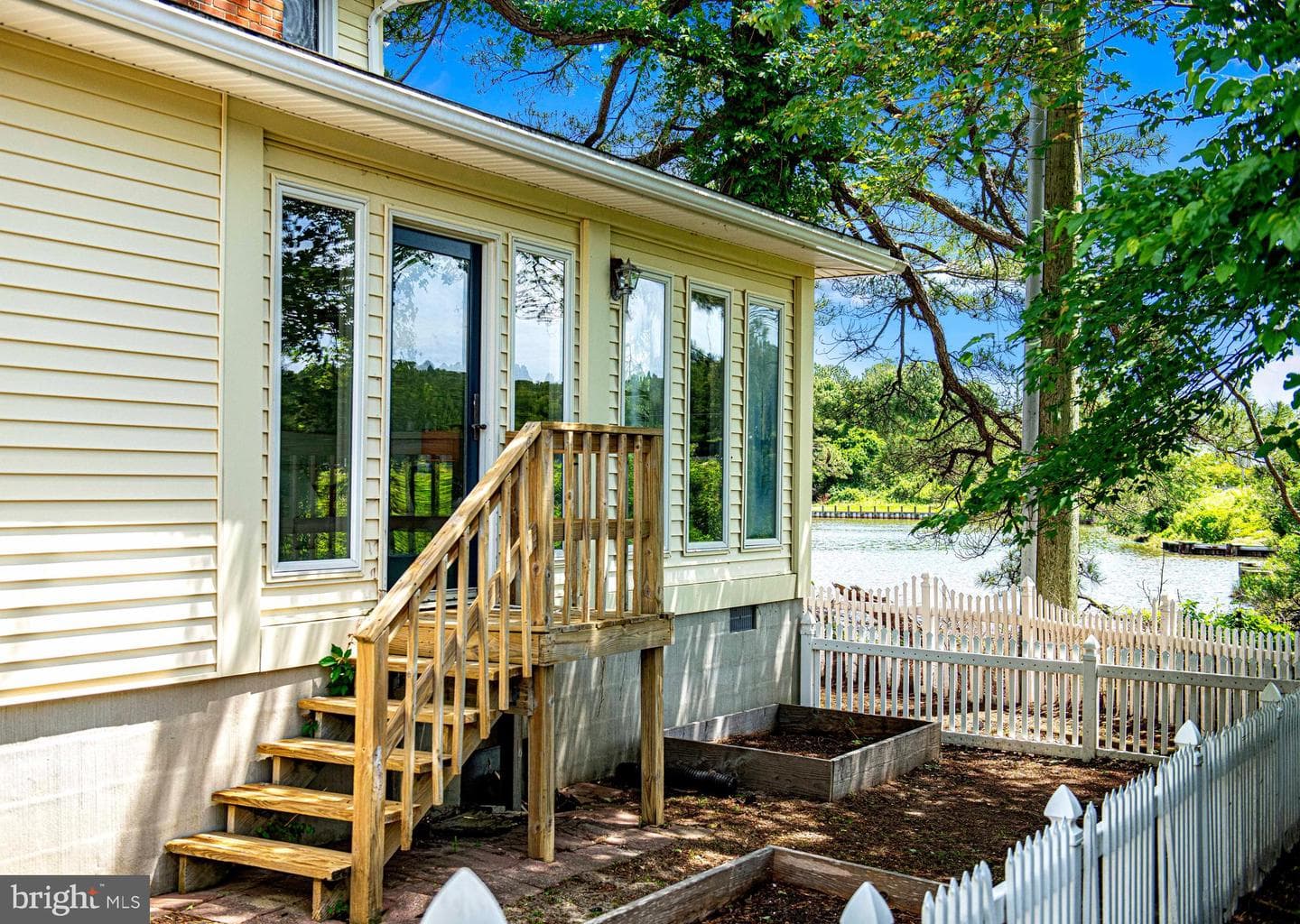 12217 Ocean Gateway photo 56